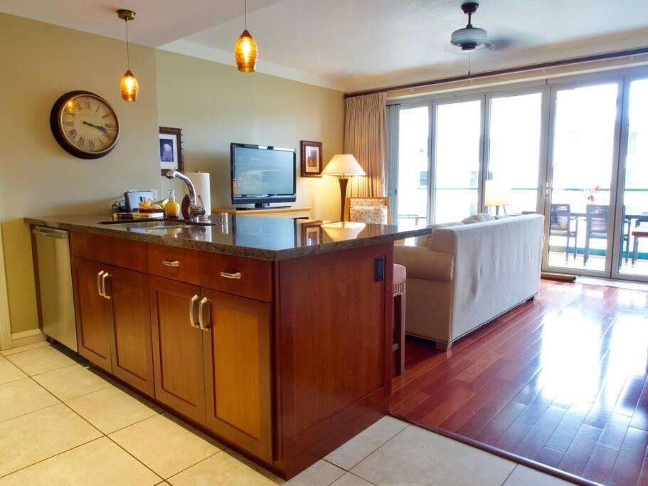Ocean View One Bedroom At Honua Kai!! Lahaina Extérieur photo